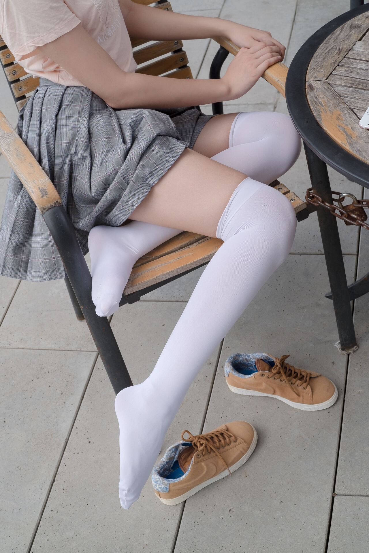 丝袜美腿预览图