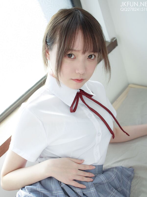  森萝财团写真  [JKFUN002] Aika 可爱学妹丝足